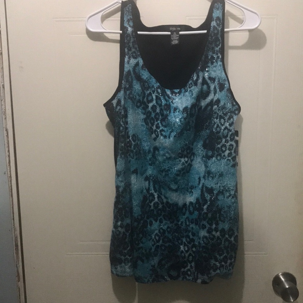 Gorgeous sequin tank.